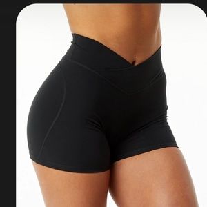 NWT! Alphalete Surface Power Short 5"